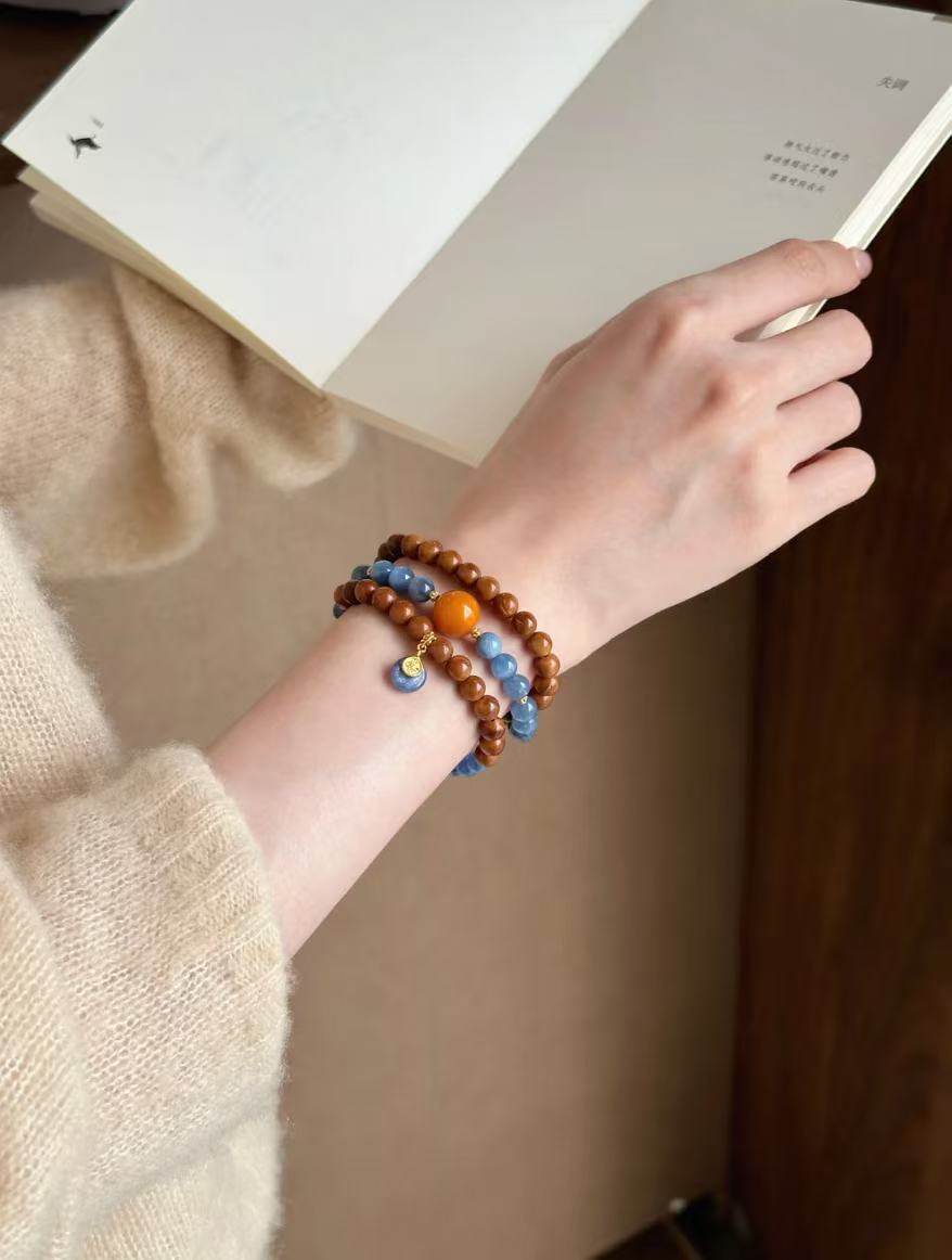 Natural Kukui & Kyanite Beaded Bracelet | 6mm Beads | Handmade Jewelry