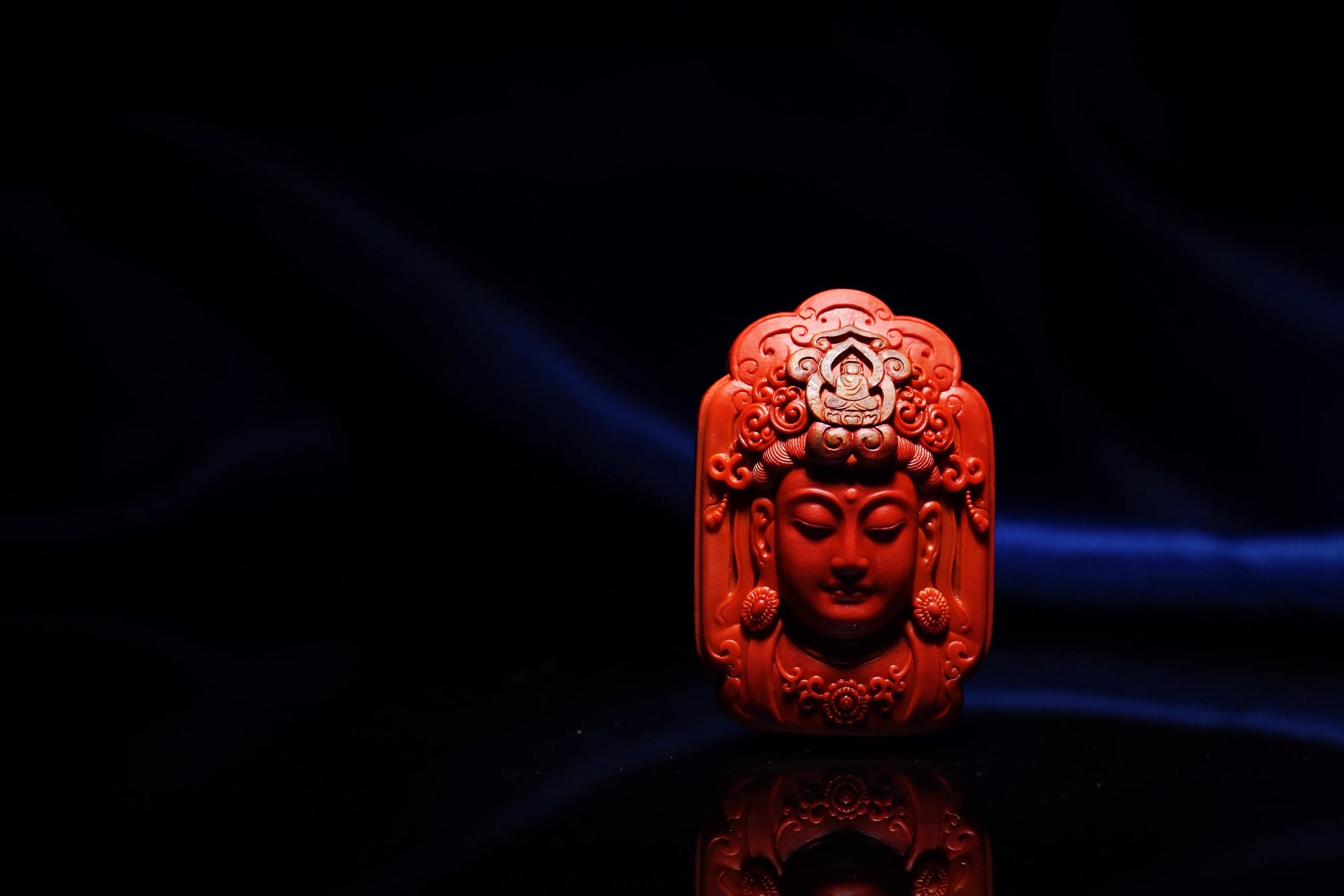 Authentic Nanhong Agate “Wu Shi” Pendant – Avalokiteshvara (Guanyin) Design